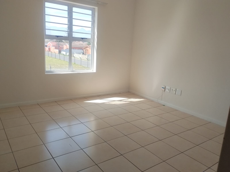 To Let 2 Bedroom Property for Rent in Heather Park Western Cape